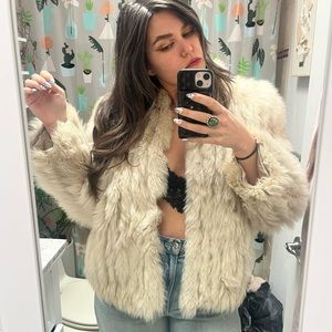 Vintage Saga Fox White Fur